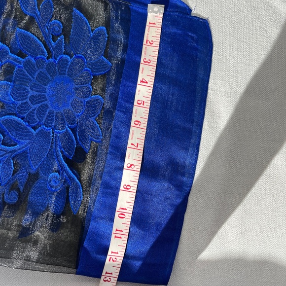 Electric blue & black cut-out silky, flowy scarf, EUC. - Picture 9 of 11